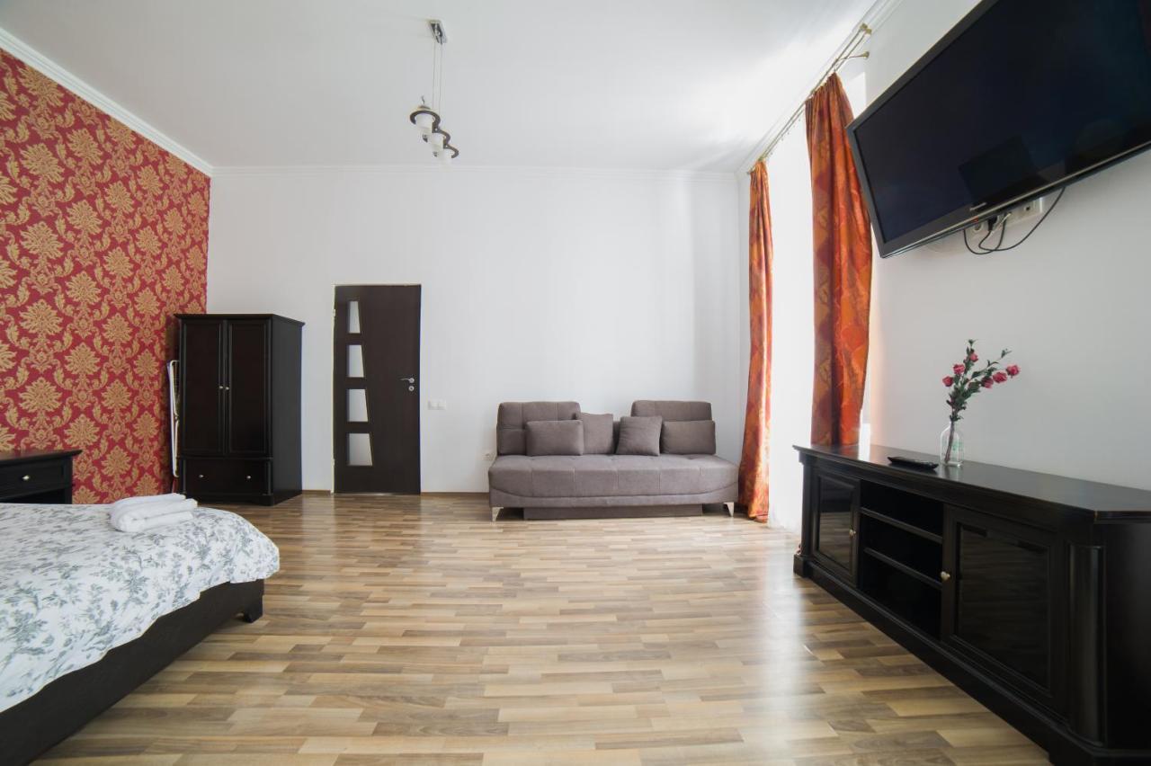 Central Studio Bnb Braszów Zewnętrze zdjęcie